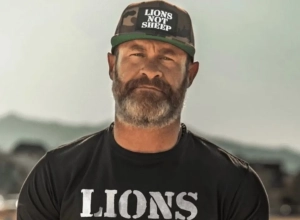 Sean Whalen Lions Not Sheep